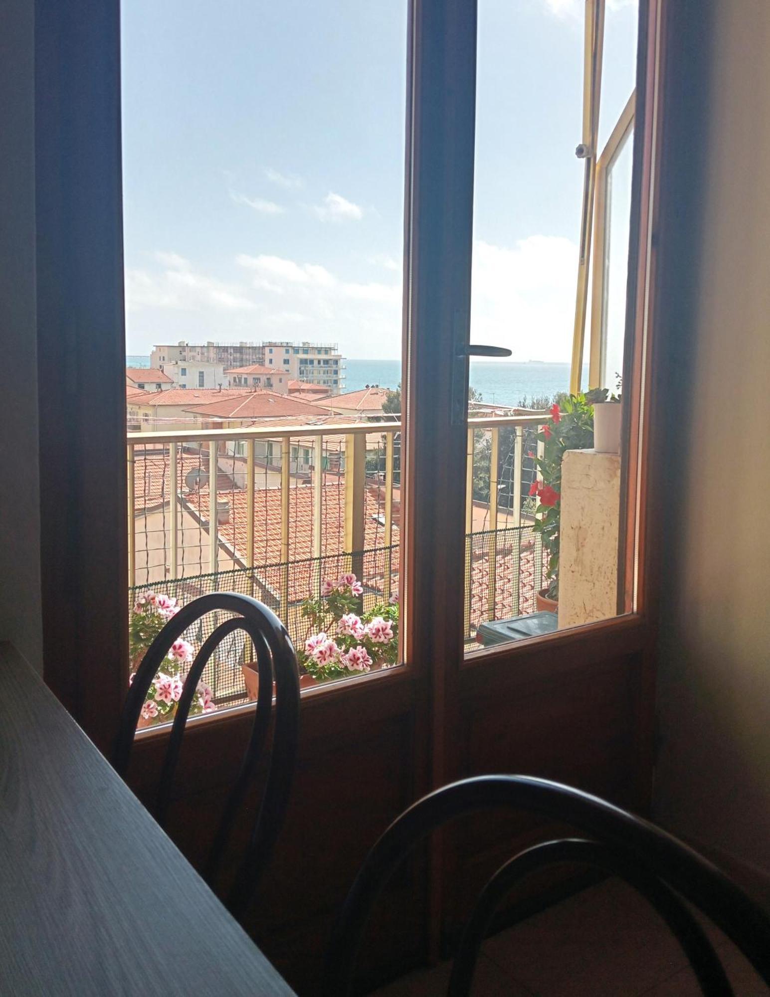 Appartamento A 50 Mt Dal Mare Rosignano Solvay Buitenkant foto